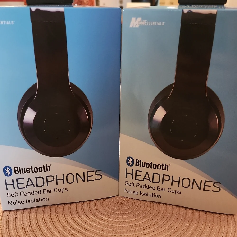 Black Bluetooth Headphones